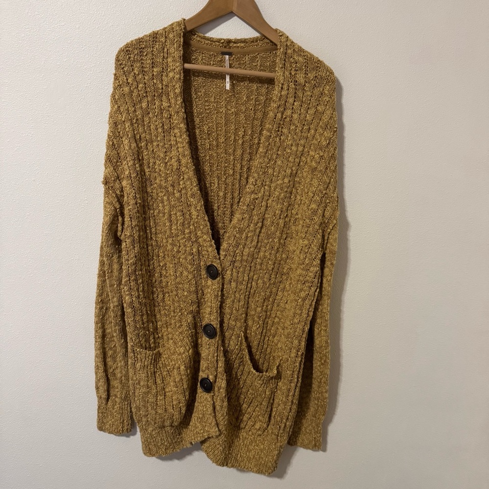 Free People Sunset Drive Oversized Cardigan Sweater Golden Mustard Button V-M - Picture 2 of 11